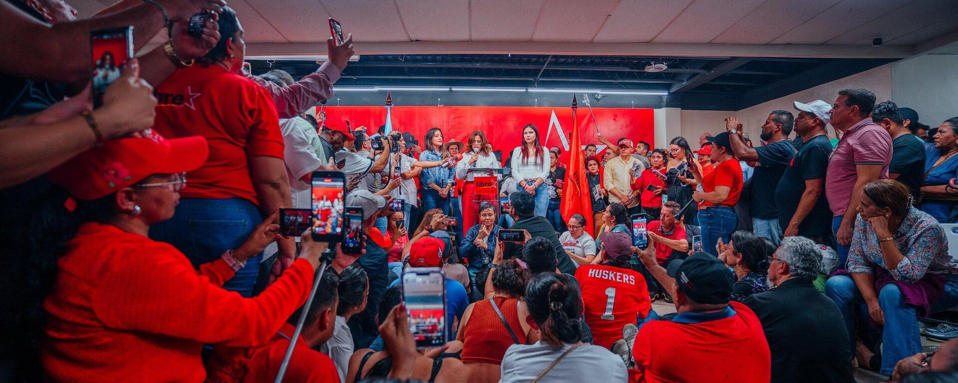 Rixi Moncada, candidata presidencial de Libre - Sputnik Mundo, 1920, 08.12.2025