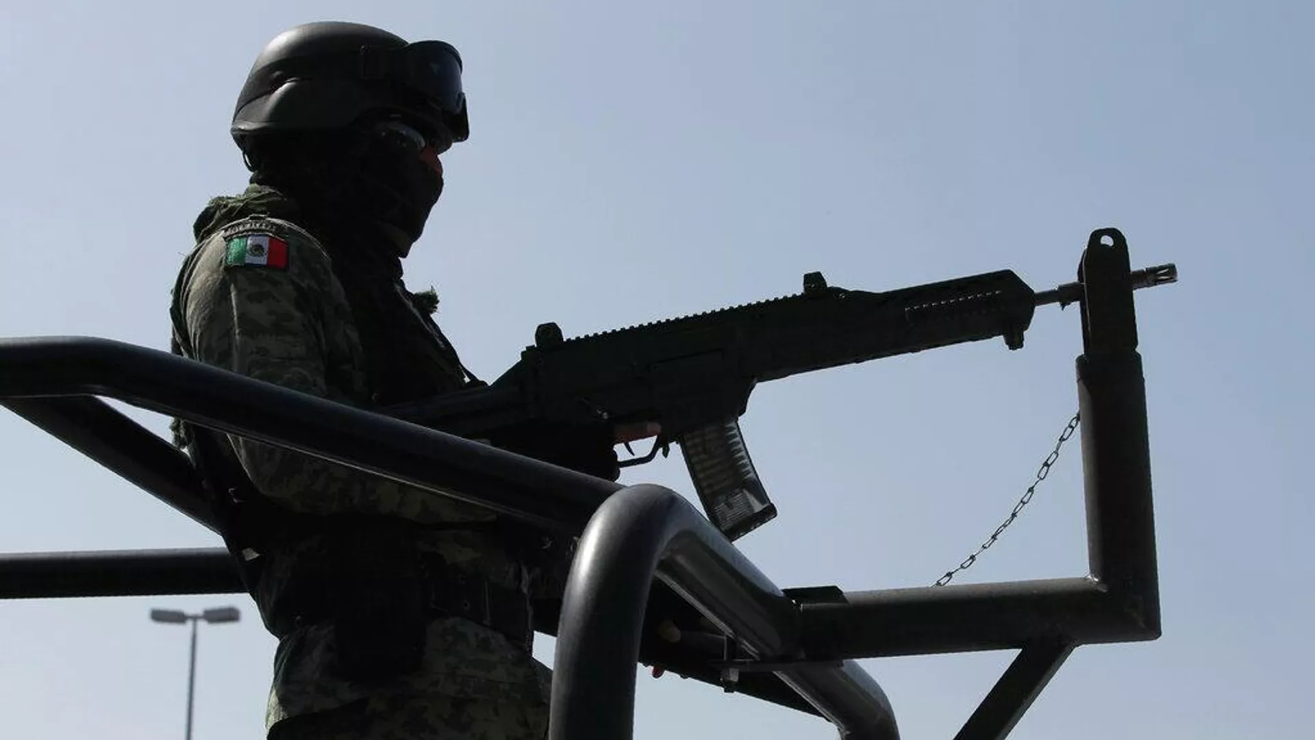 Un elemento de la Guardia Nacional de México Un elemento de la Guardia Nacional de México - Sputnik Mundo, 1920, 09.12.2025