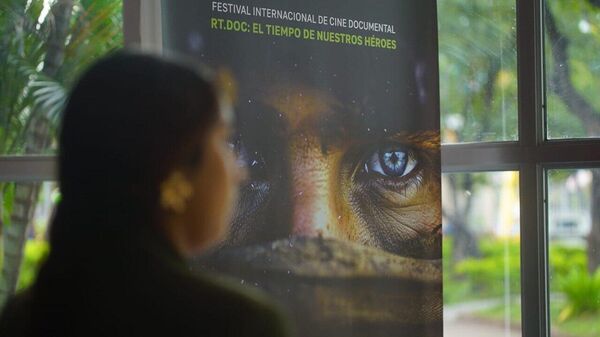 Inauguración del festival 'RT.Doc: El Tiempo de Nuestros Héroes' Inauguración del festival 'RT.Doc: El Tiempo de Nuestros Héroes' - Sputnik Mundo