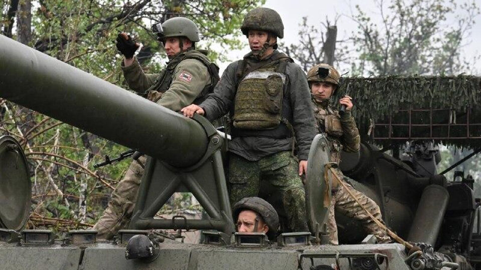 Con la pérdida de Séversk, la posición de Ucrania en el Donbás es más que desesperada, según experto Con la pérdida de Séversk, la posición de Ucrania en el Donbás es más que desesperada, según experto - Sputnik Mundo, 1920, 11.12.2025