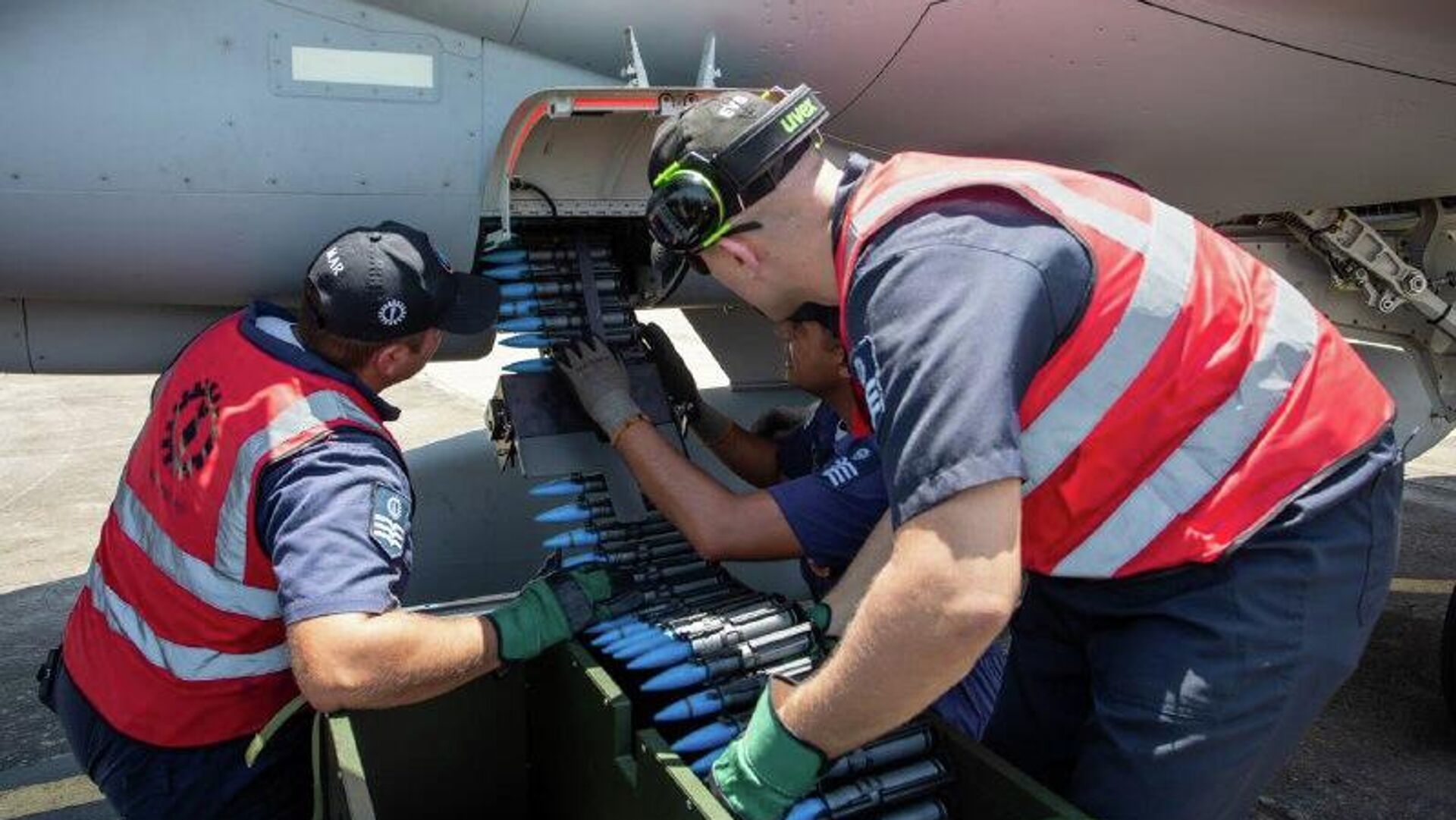 El F-39E Gripen de la Fuerza Aérea de Brasil mejora su capacidad operativa con el primer ejercicio de artillería aérea El F-39E Gripen de la Fuerza Aérea de Brasil mejora su capacidad operativa con el primer ejercicio de artillería aérea - Sputnik Mundo, 1920, 11.12.2025