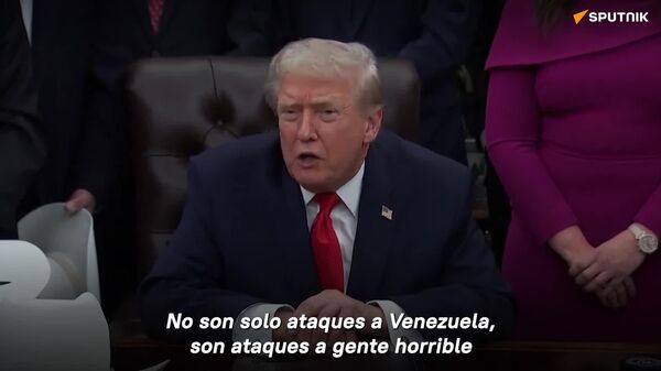 Trump lanza advertencia a América Latina: No se trata solo de ataques terrestres contra Venezuela Trump lanza advertencia a América Latina: No se trata solo de ataques terrestres contra Venezuela - Sputnik Mundo
