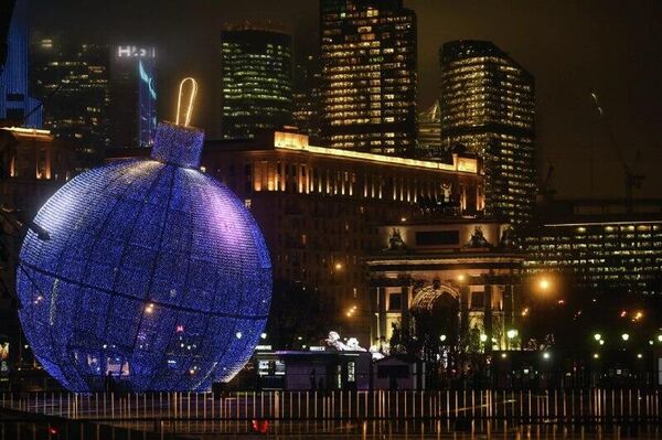 La capital rusa se llena de luces: así luce Moscú en vísperas de las fiestas de fin de año La capital rusa se llena de luces: así luce Moscú en vísperas de las fiestas de fin de año - Sputnik Mundo