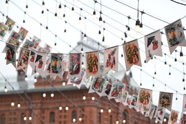 La capital rusa se llena de luces: así luce Moscú en vísperas de las fiestas de fin de año La capital rusa se llena de luces: así luce Moscú en vísperas de las fiestas de fin de año - Sputnik Mundo