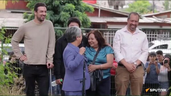 Oponerse a todo no sirve: Jeannette Jara se pronuncia tras votar en los comicios presidenciales en Chile Oponerse a todo no sirve: Jeannette Jara se pronuncia tras votar en los comicios presidenciales en Chile - Sputnik Mundo