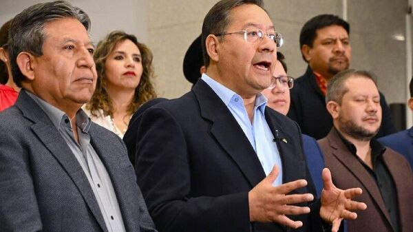 El expresidente Luis Arce está en la cárcel de San Pedro: ¿qué panorama judicial le espera? - Sputnik Mundo