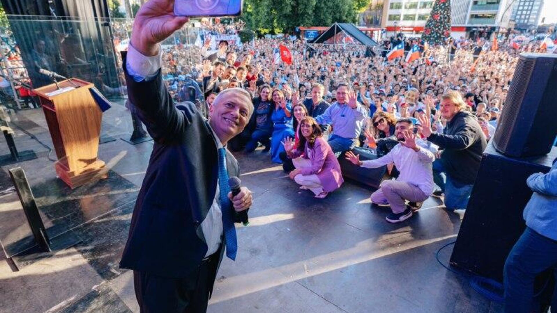 El presidente electo de Chile elegiría a Argentina como su primera visita al extranjero El presidente electo de Chile elegiría a Argentina como su primera visita al extranjero - Sputnik Mundo, 1920, 15.12.2025