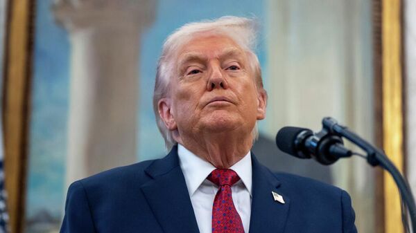 EEUU amplía veto migratorio a otros siete países y a palestinos - Sputnik Mundo