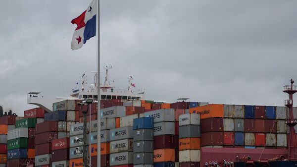 Ingresos del Canal de Panamá marcan récord luego de superar la sequía Ingresos del Canal de Panamá marcan récord luego de superar la sequía - Sputnik Mundo