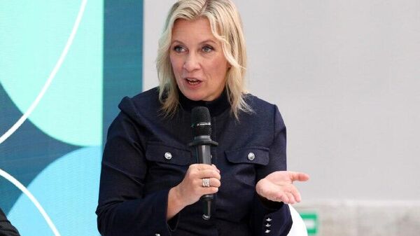 La coalición de los dispuestos está desarrollando planes para ocupar Ucrania, advierte Zajárova - Sputnik Mundo