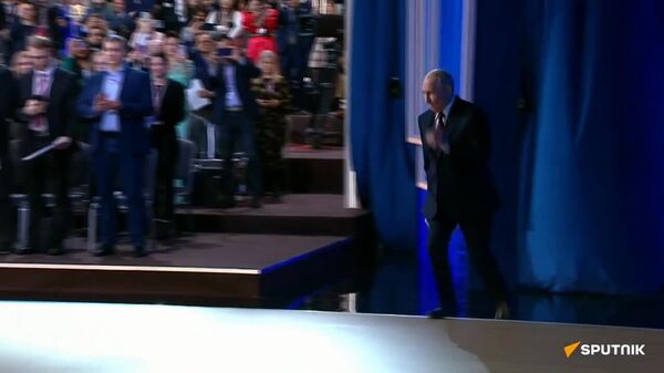 Comienza la línea directa con el presidente de Rusia - Sputnik Mundo