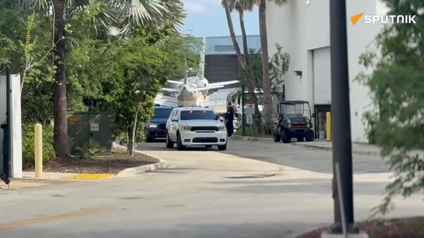 Enviado especial de Putin llega a Miami para participar en negociaciones sobre crisis ucraniana - Sputnik Mundo