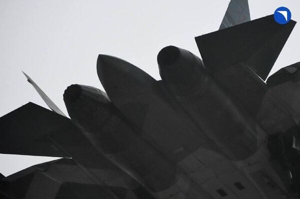 El caza ruso más letal se hace más mortífero aún: el Su-57 alza el vuelo con un nuevo motor de quinta generación - Sputnik Mundo