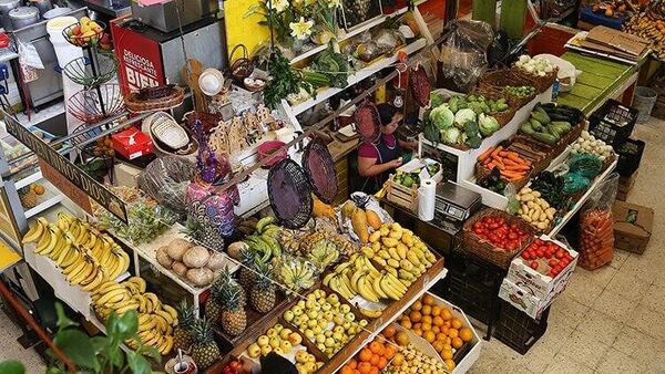 ¿Celebración de lujo?: estos son los alimentos más costosos para las cenas decembrinas de los mexicanos - Sputnik Mundo