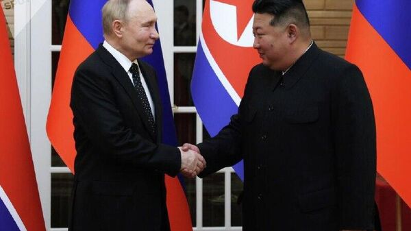 Vladímir Putin envía un mensaje de Año Nuevo a Kim Jong-un - Sputnik Mundo