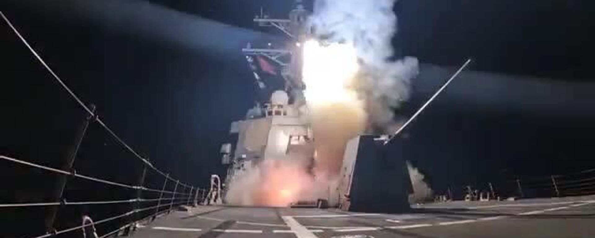 El Pentágono comparte imágenes del ataque contra una célula de ISIS* en Nigeria - Sputnik Mundo, 1920, 26.12.2025