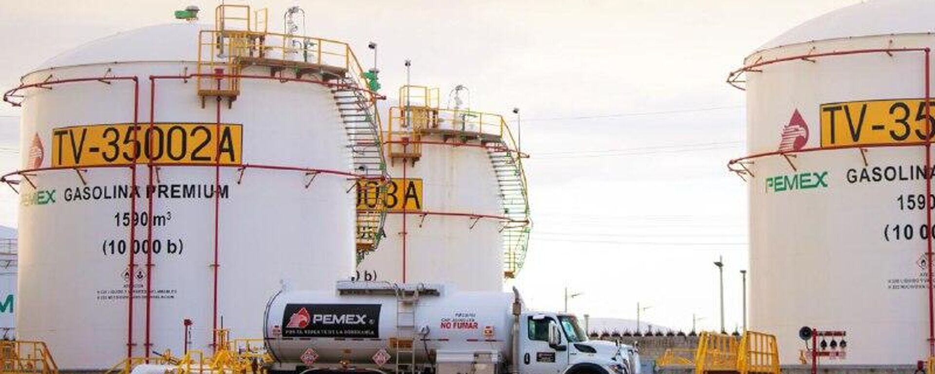 México registra un alza en su producción de petrolíferos - Sputnik Mundo, 1920, 27.12.2025