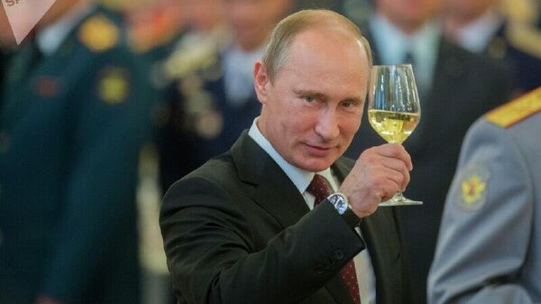 Desde Moscú al mundo: Putin felicita a líderes mundiales por el Año Nuevo 2026 - Sputnik Mundo