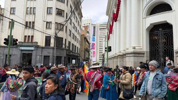Mineros en Bolivia se suman a las manifestaciones contra el retiro de la subvención para los combustibles - Sputnik Mundo