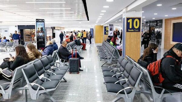 El turismo internacional a EEUU cayó un 5% en el periodo de enero a septiembre - Sputnik Mundo