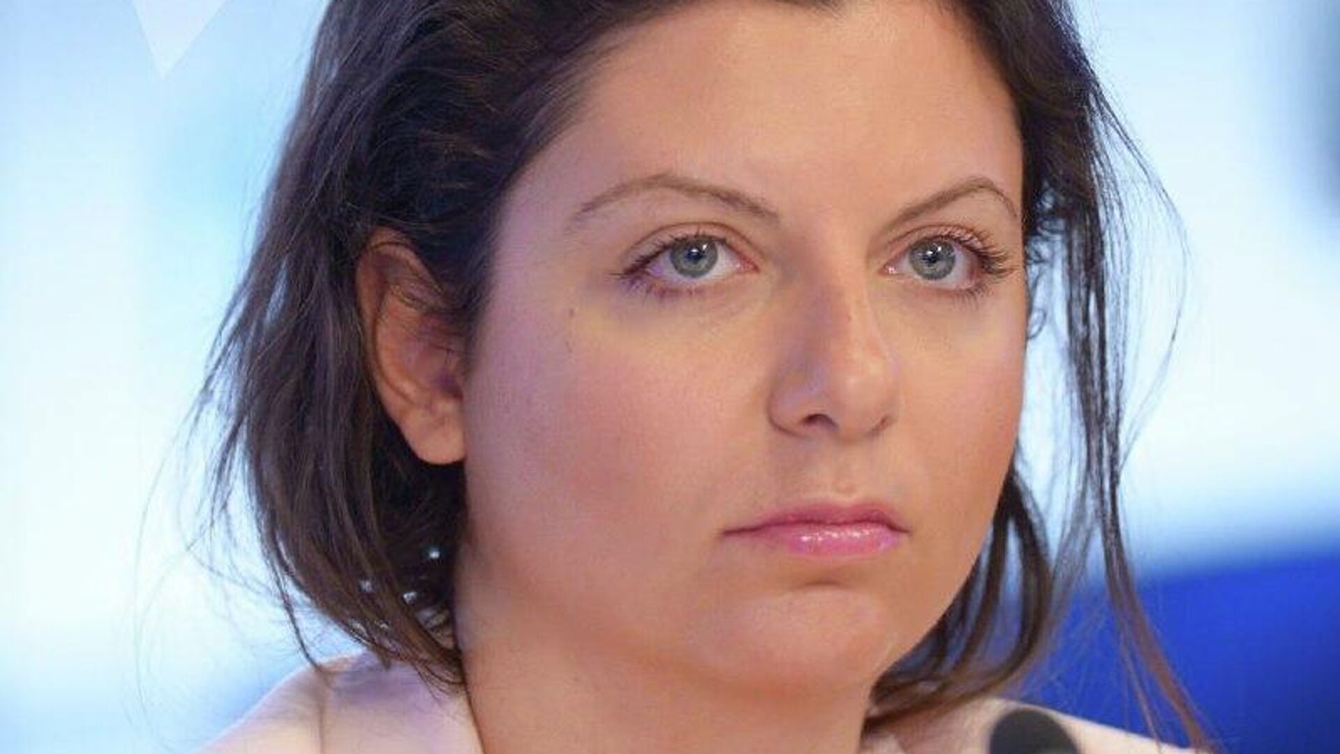 Son sádicos: la redactora jefa del grupo mediático Rossiya Segodnya se pronuncia tras el ataque mortífero de Kiev en Jersón Son sádicos: la redactora jefa del grupo mediático Rossiya Segodnya se pronuncia tras el ataque mortífero de Kiev en Jersón - Sputnik Mundo, 1920, 01.01.2026