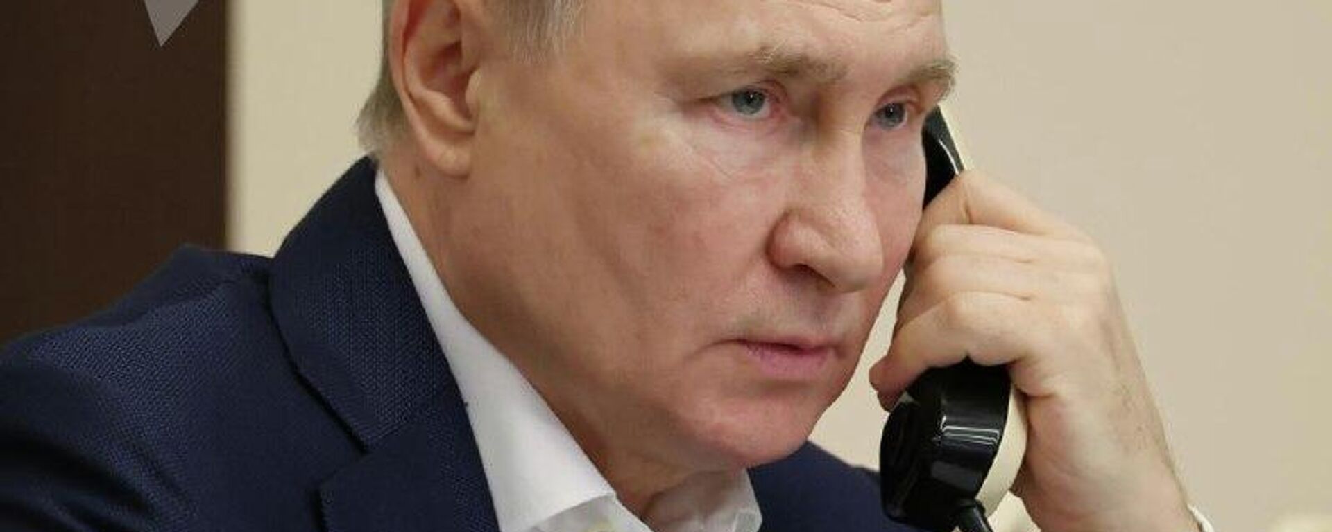 Putin recibe el informe del gobernador de la región de Jersón sobre la situación tras el ataque terrorista de Kiev - Sputnik Mundo, 1920, 01.01.2026