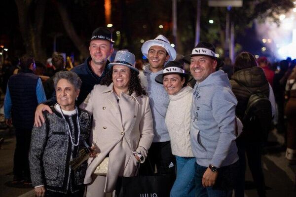 🪩 En CDMX 250 mil personas despidieron el año a ritmo de música electrónica 🪩 En CDMX 250 mil personas despidieron el año a ritmo de música electrónica - Sputnik Mundo