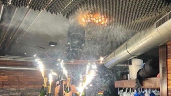 Aparecen imágenes del inicio del mortal incendio durante la celebración de Año Nuevo en Suiza - Sputnik Mundo