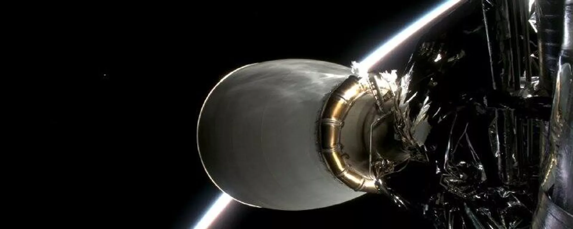 SpaceX bajará la órbita de más de 4 - Sputnik Mundo, 1920, 02.01.2026