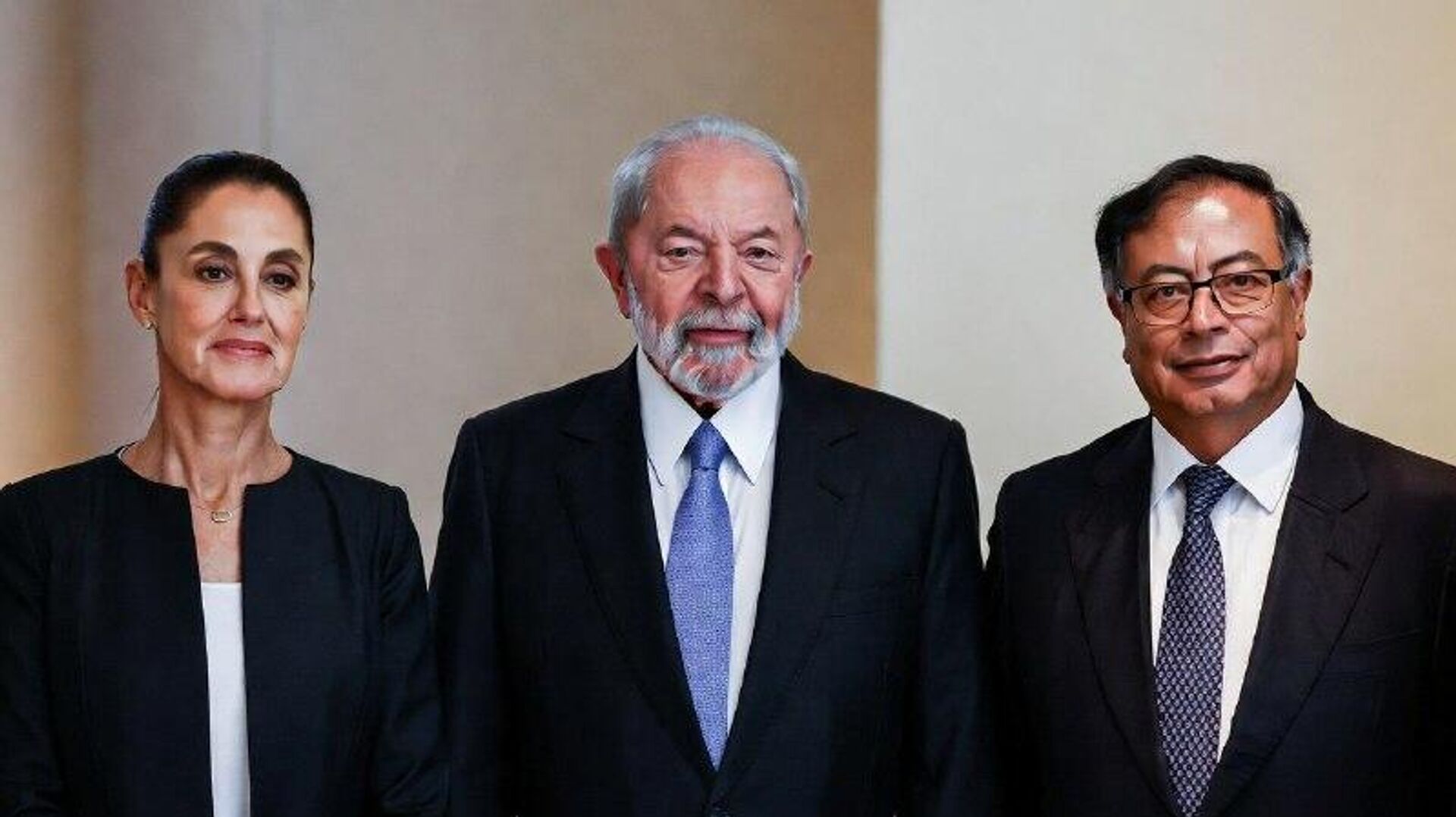 México, Colombia y Brasil deben coordinarse ante ataque militar en Venezuela, dice especialista México, Colombia y Brasil deben coordinarse ante ataque militar en Venezuela, dice especialista - Sputnik Mundo, 1920, 06.01.2026