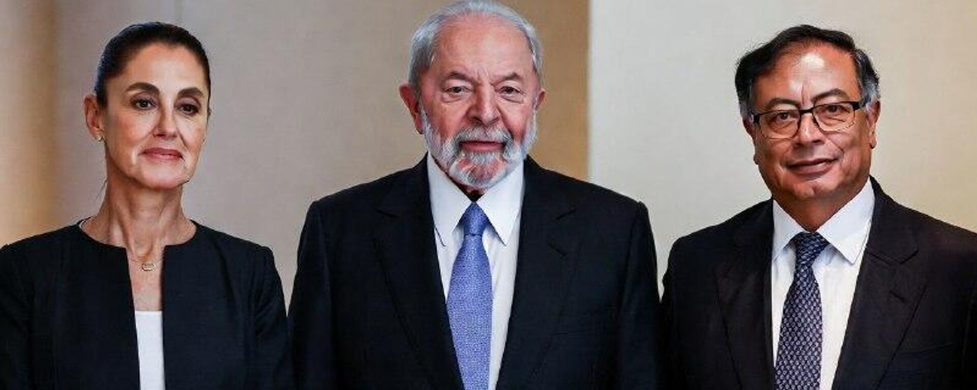 México, Colombia y Brasil deben coordinarse ante ataque militar en Venezuela, dice especialista - Sputnik Mundo, 1920, 06.01.2026