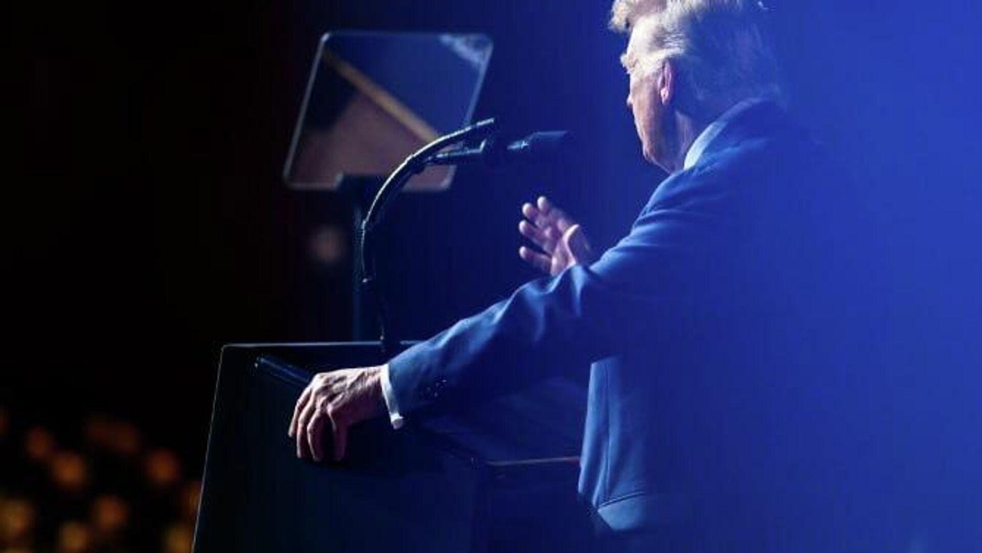 EEUU acelerará la producción de armas y será más estricto con las empresas, afirma Trump EEUU acelerará la producción de armas y será más estricto con las empresas, afirma Trump - Sputnik Mundo, 1920, 06.01.2026