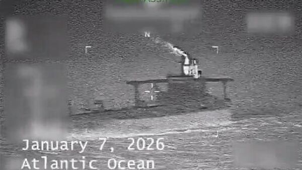 Armada estadounidense incauta otro buque en el mar Caribe con el pretexto de actividades ilícitas - Sputnik Mundo