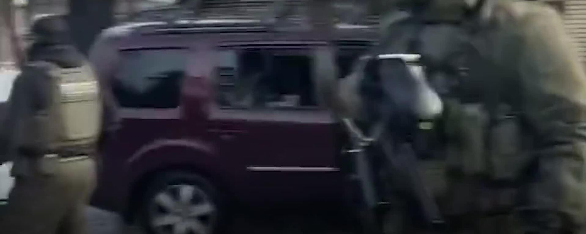 🪧 El abatimiento de una mujer en Minneapolis a manos de un agente de ICE causa fricciones en EEUU - Sputnik Mundo, 1920, 09.01.2026