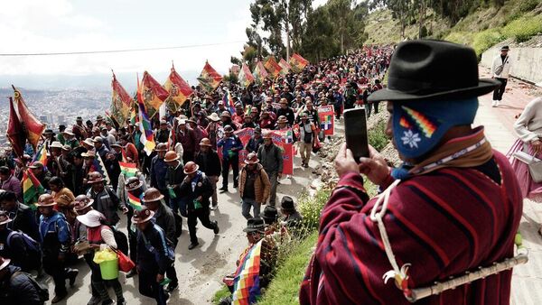 Protestas en Bolivia contra el retiro del subsidio al combustible - Sputnik Mundo