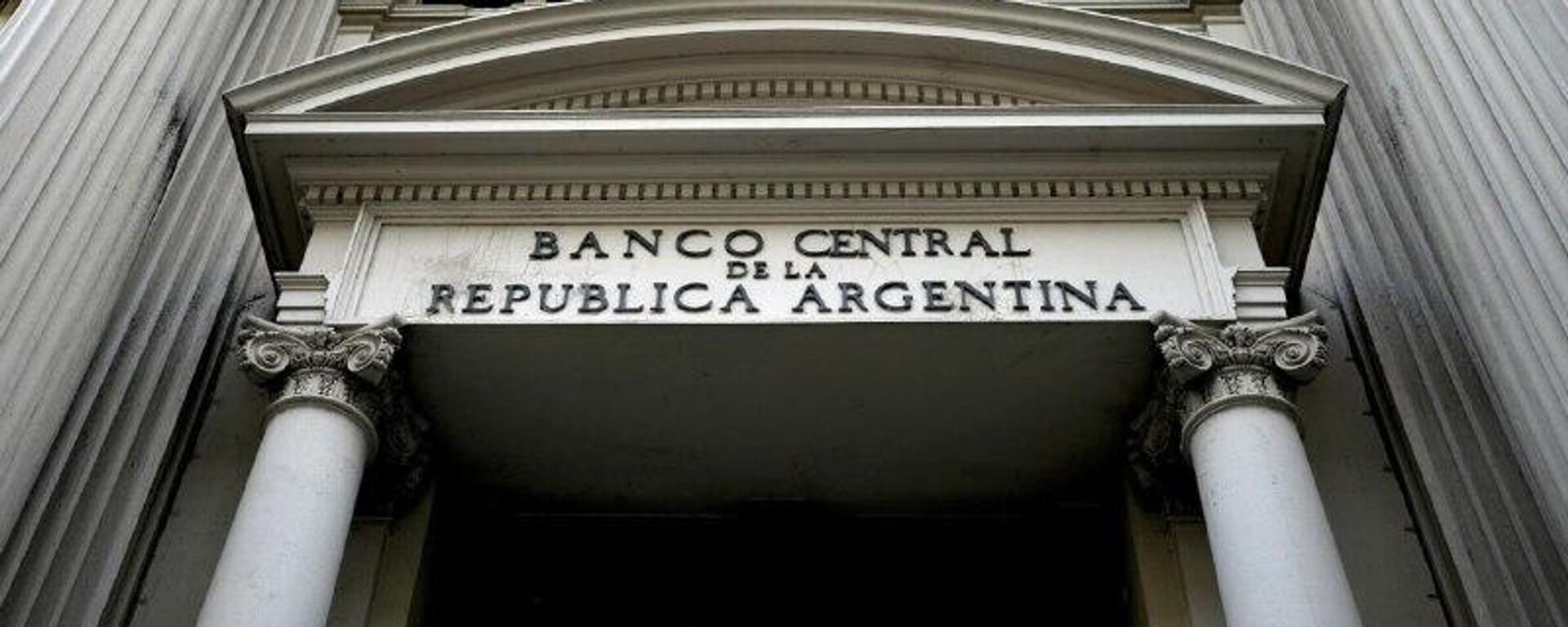 🪙 Argentina paga más de 4 - Sputnik Mundo, 1920, 10.01.2026