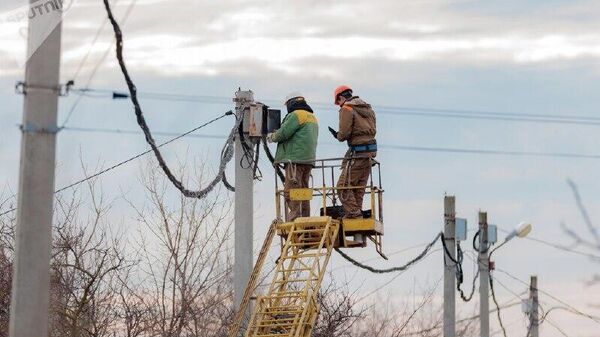 La situación más complicada: Ucrania enfrenta la crisis eléctrica más grave de la temporada invernal - Sputnik Mundo