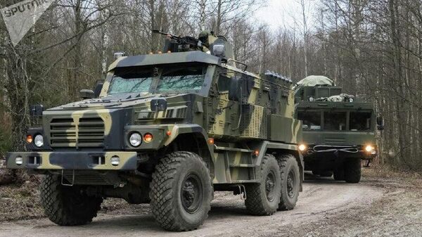 Un experto revela si existe un sistema capaz de interceptar misiles del sistema ruso Oreshnik - Sputnik Mundo