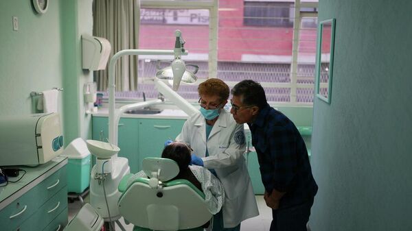 Instituciones de salud pública en México superan objetivo de atención en 2025 - Sputnik Mundo