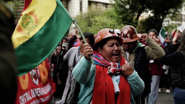 Las protestas en Bolivia iniciaron por el decreto 5503. - Sputnik Mundo