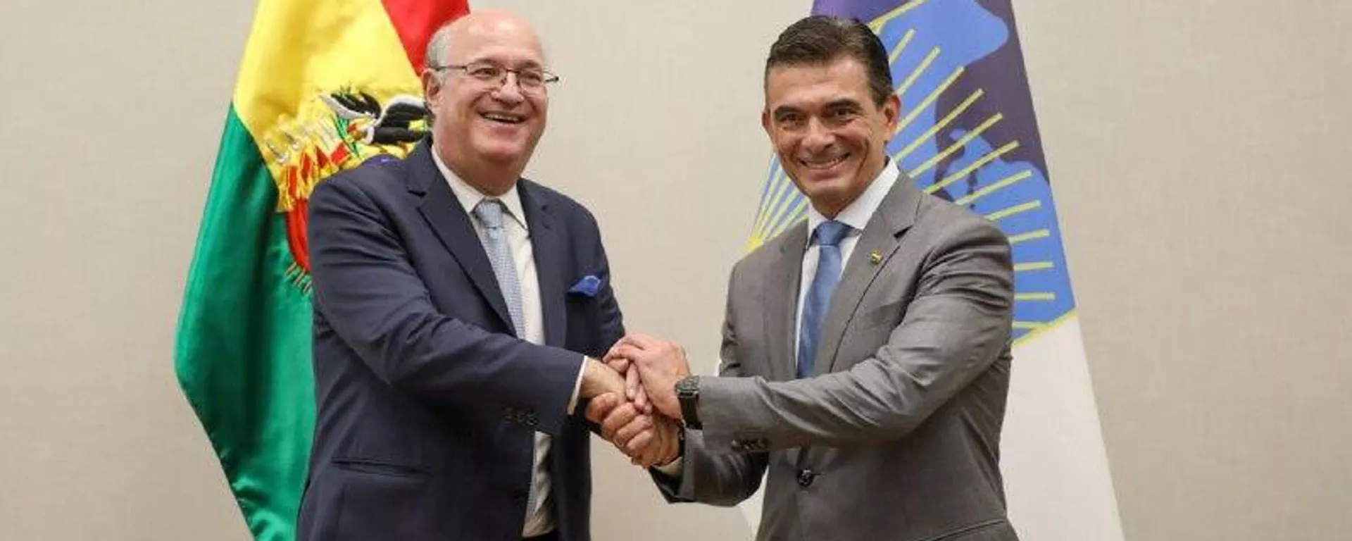 El BID ofrece un paquete financiero de 4 - Sputnik Mundo, 1920, 14.01.2026