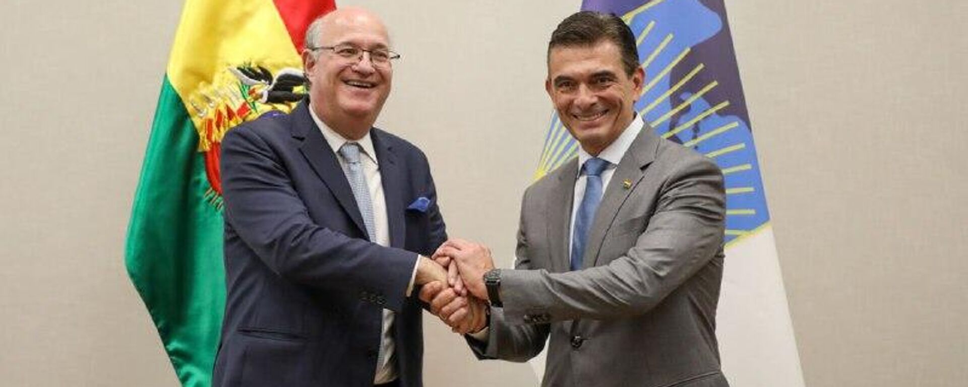 El BID ofrece un paquete financiero de 4 - Sputnik Mundo, 1920, 14.01.2026