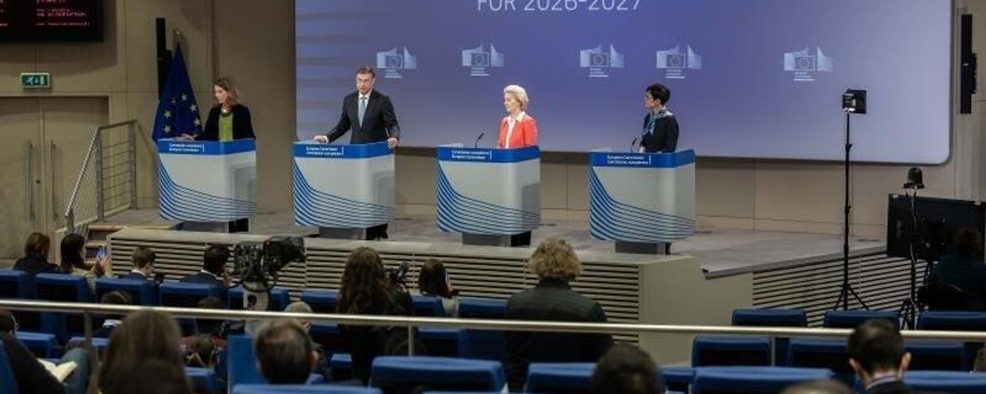 La UE propone más armamento para Ucrania en medio de las negociaciones de paz entre Rusia y EEUU - Sputnik Mundo, 1920, 14.01.2026