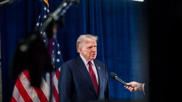 Trump afirma que Zelenski pone trabas para la paz en Ucrania - Sputnik Mundo