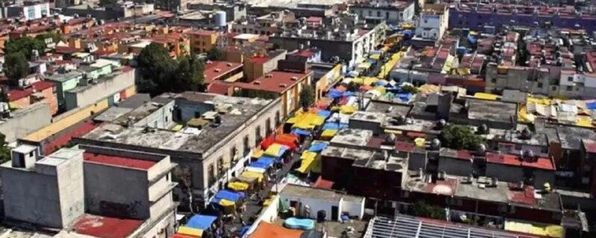 Más de la mitad de los mexicanos tiene un empleo informal, dicen las autoridades - Sputnik Mundo, 1920, 15.01.2026