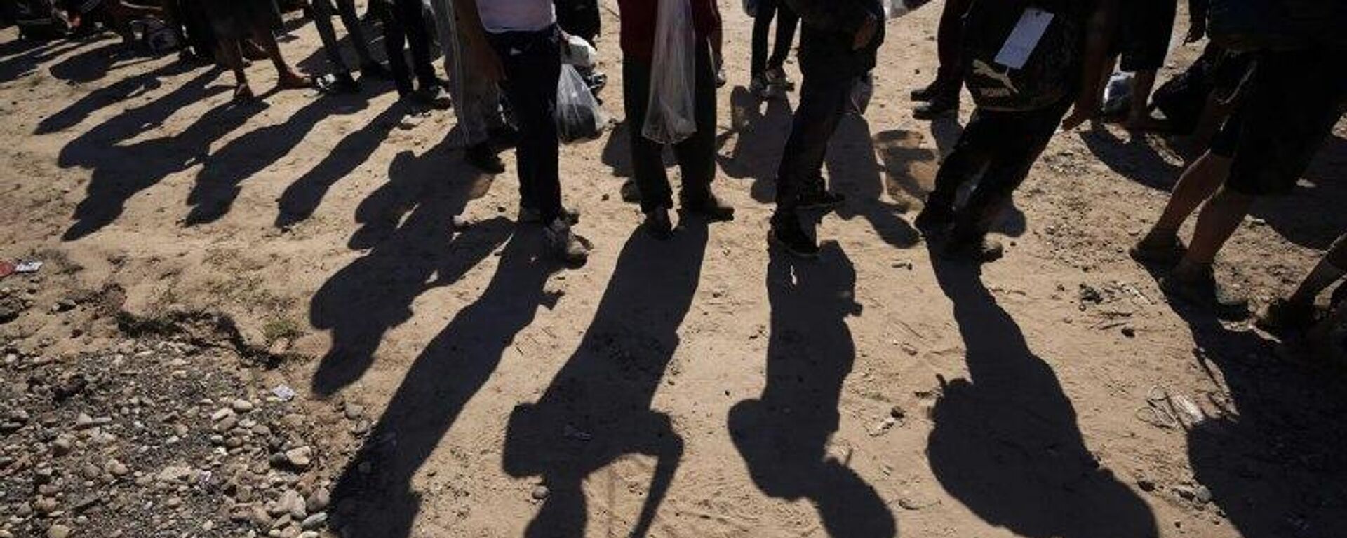 ¿Adiós al 'sueño americano'? EEUU registra la mayor salida de migrantes en los últimos 50 años - Sputnik Mundo, 1920, 15.01.2026