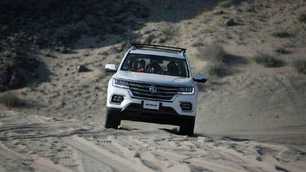 Los autos provenientes de China acapararon casi la quinta parte del mercado en México durante 2025 - Sputnik Mundo