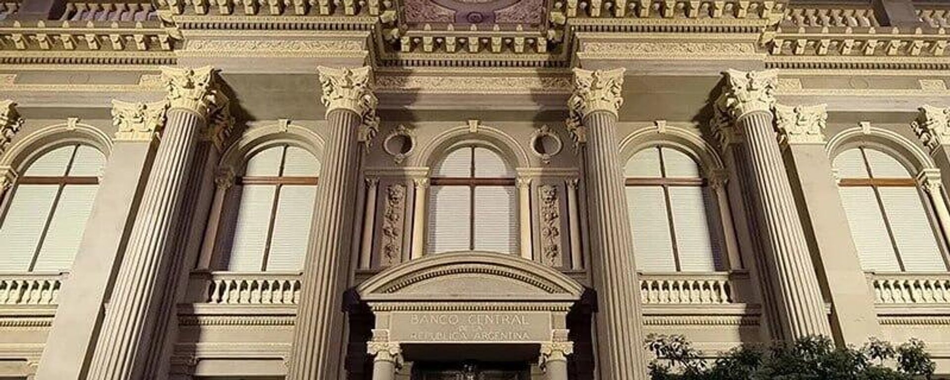 🪙 El Banco de la Nación Argentina lidera la expansión del crédito nacional en 2025 - Sputnik Mundo, 1920, 17.01.2026