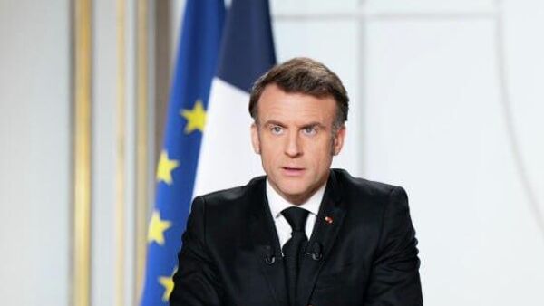 Europa responderá de forma unificada si EEUU impone aranceles por Groenlandia: Macron - Sputnik Mundo