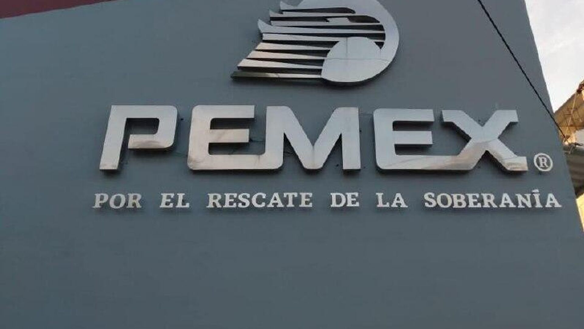 Pemex impulsa estrategia para reducir emisión de contaminantes y optimizar sus operaciones Pemex impulsa estrategia para reducir emisión de contaminantes y optimizar sus operaciones - Sputnik Mundo, 1920, 22.01.2026